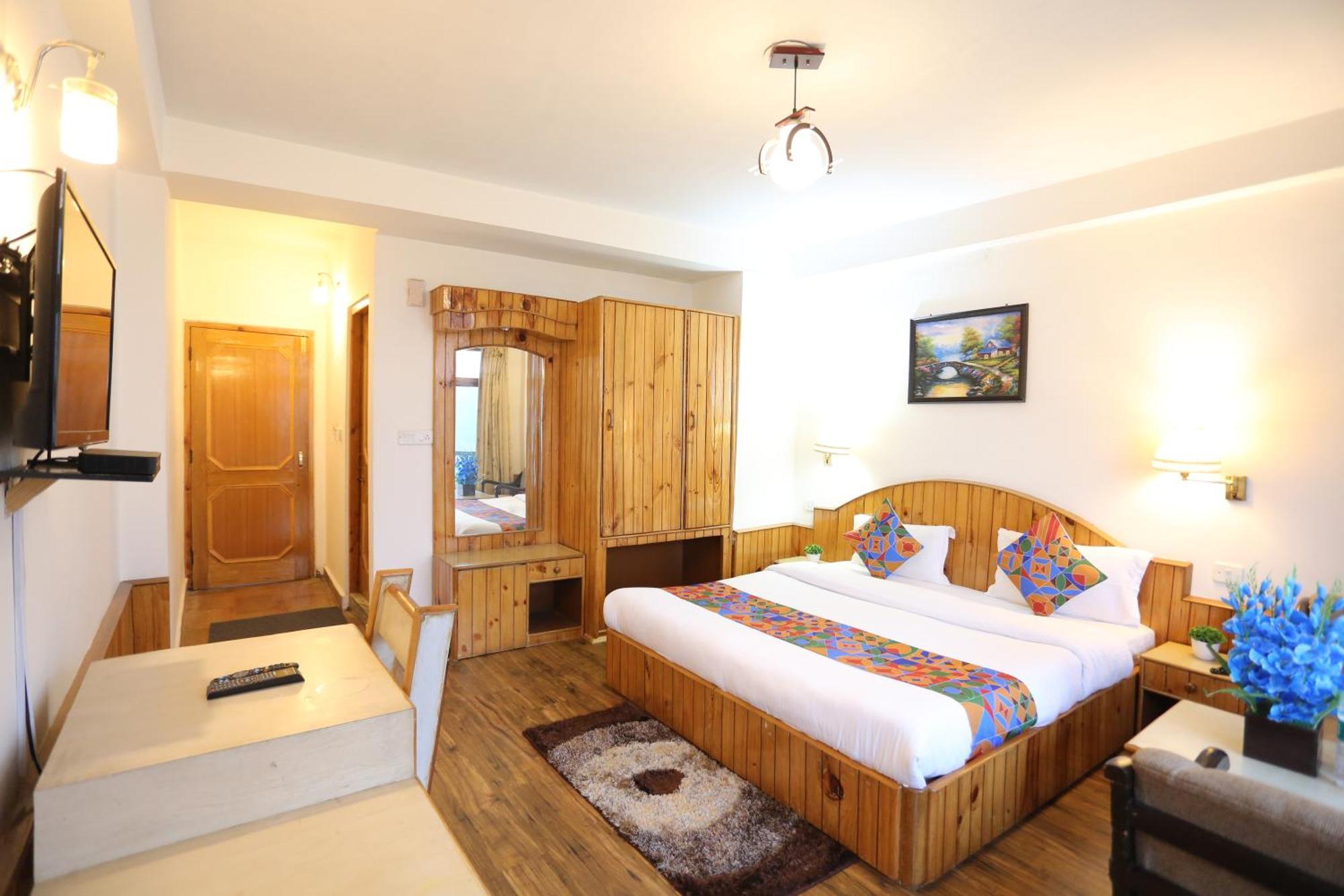 Hotel Surbhi Vashist Экстерьер фото