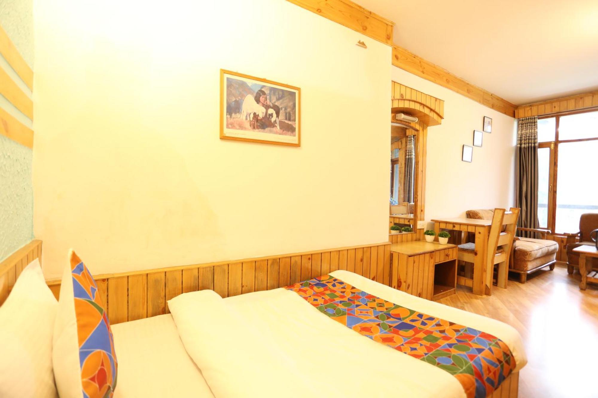 Hotel Surbhi Vashist Экстерьер фото
