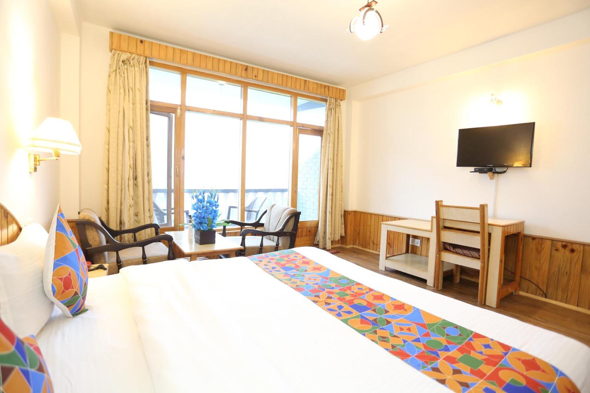Hotel Surbhi Vashist Экстерьер фото