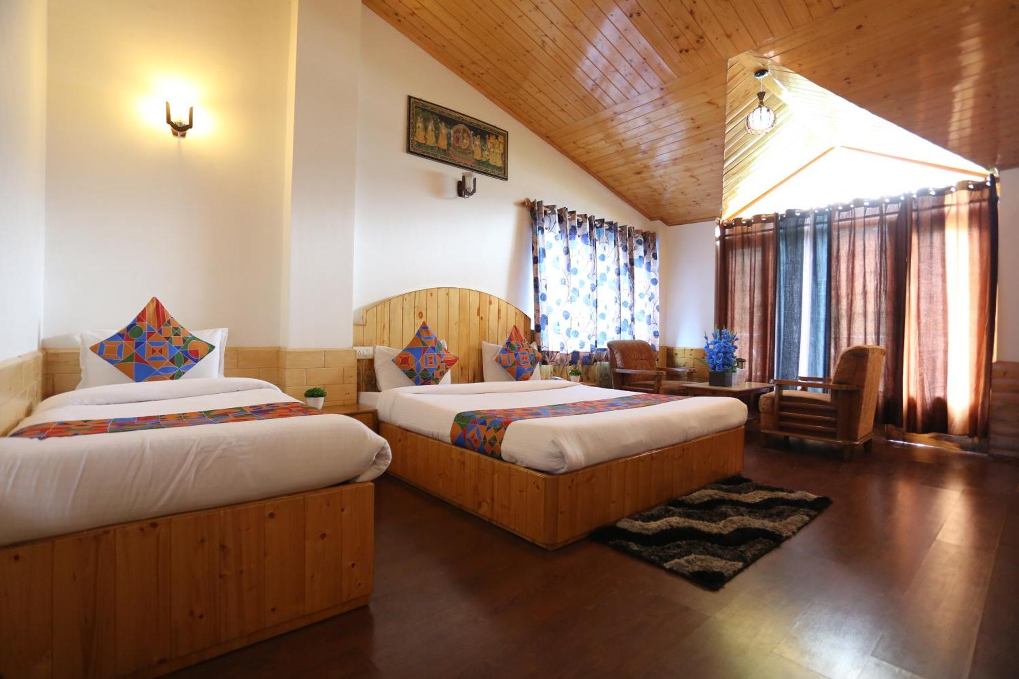 Hotel Surbhi Vashist Экстерьер фото