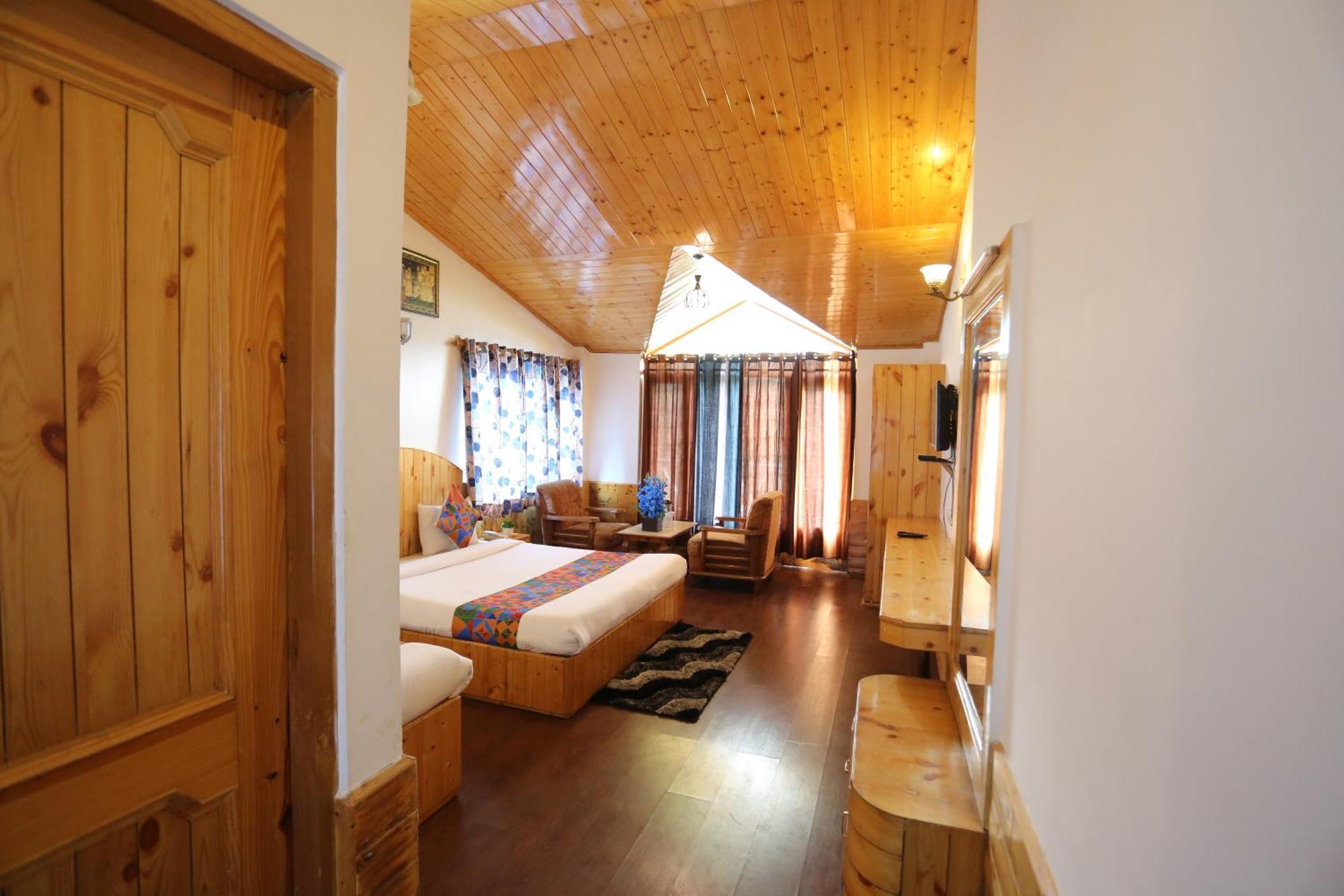 Hotel Surbhi Vashist Экстерьер фото