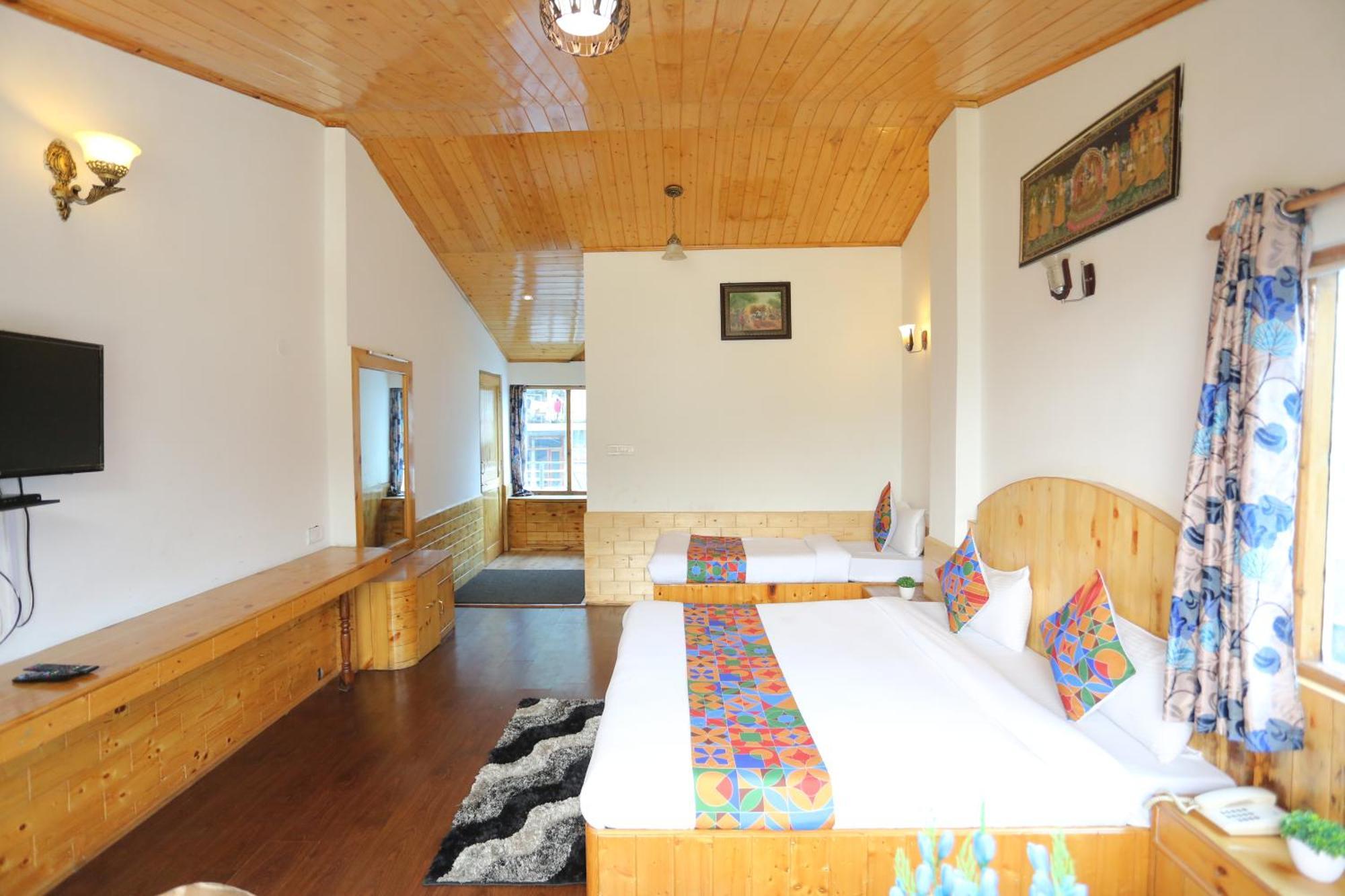 Hotel Surbhi Vashist Экстерьер фото