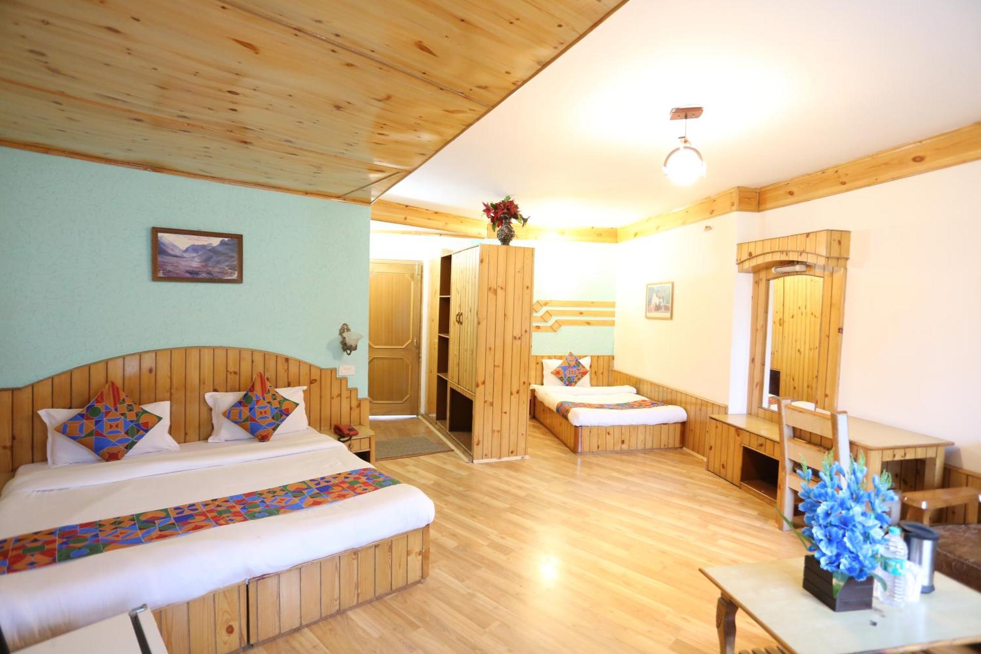 Hotel Surbhi Vashist Экстерьер фото