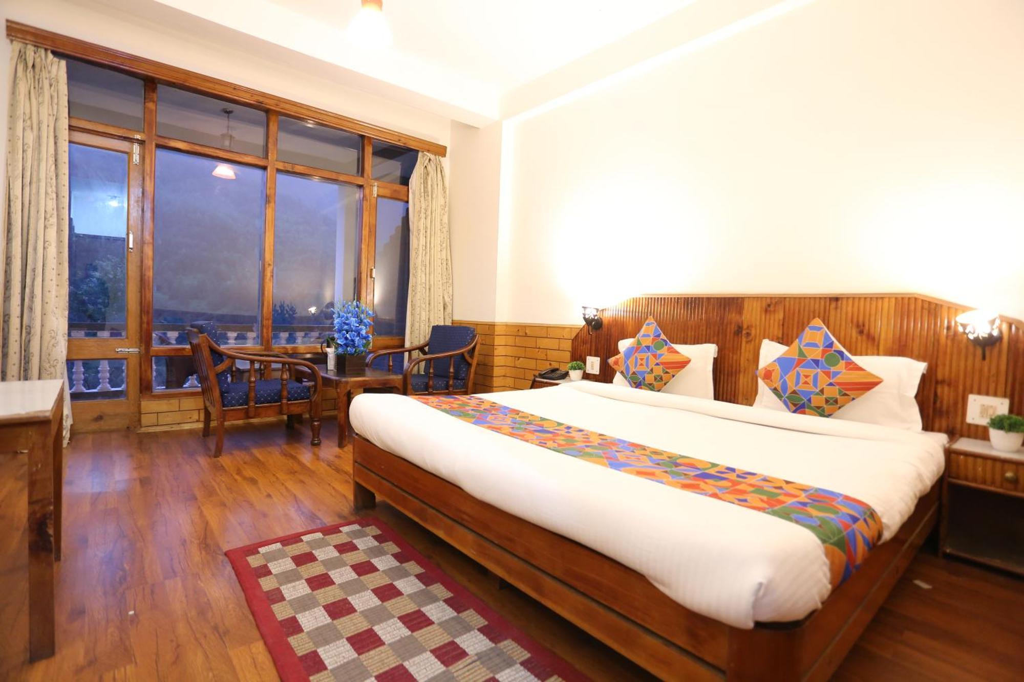 Hotel Surbhi Vashist Экстерьер фото